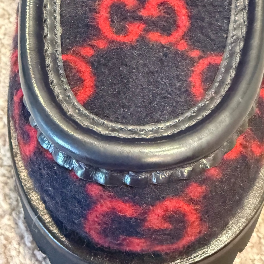 Gucci Loafers in Deep Blue and Red with Gold Detail - Picture 6 of 7